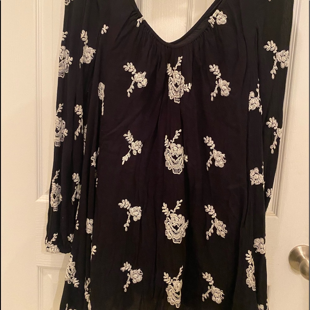 Free People above the knee with keyhole back